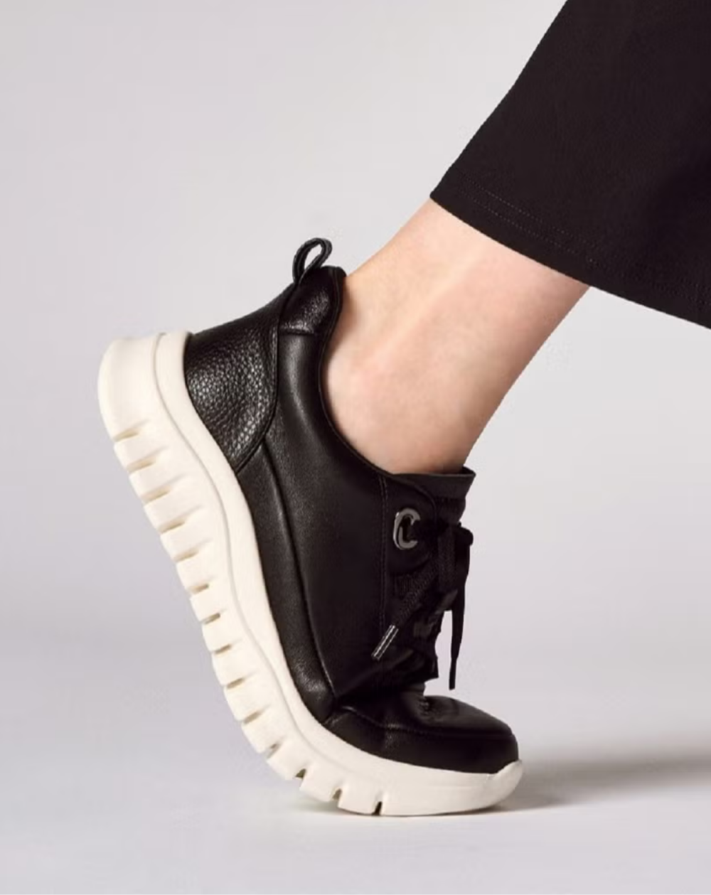 ❄️〈 フィットフィット 〉⛄️   《  ハンズフリースリットソールスニーカー 》  👟