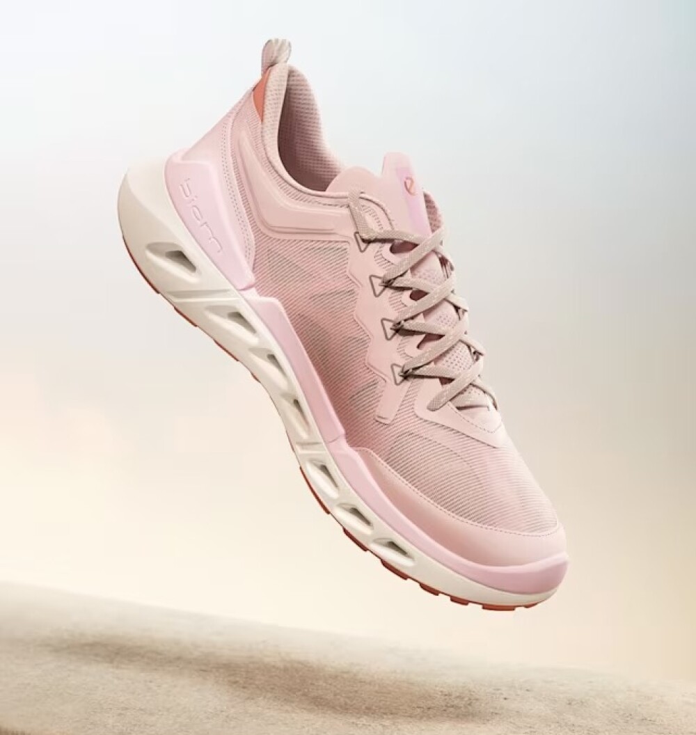   🌸 新作 ⚡️ New Collection SS26 〈エコー〉《  ECCO BIOM 720 》WOMEN'S  & MEN'S 👟 