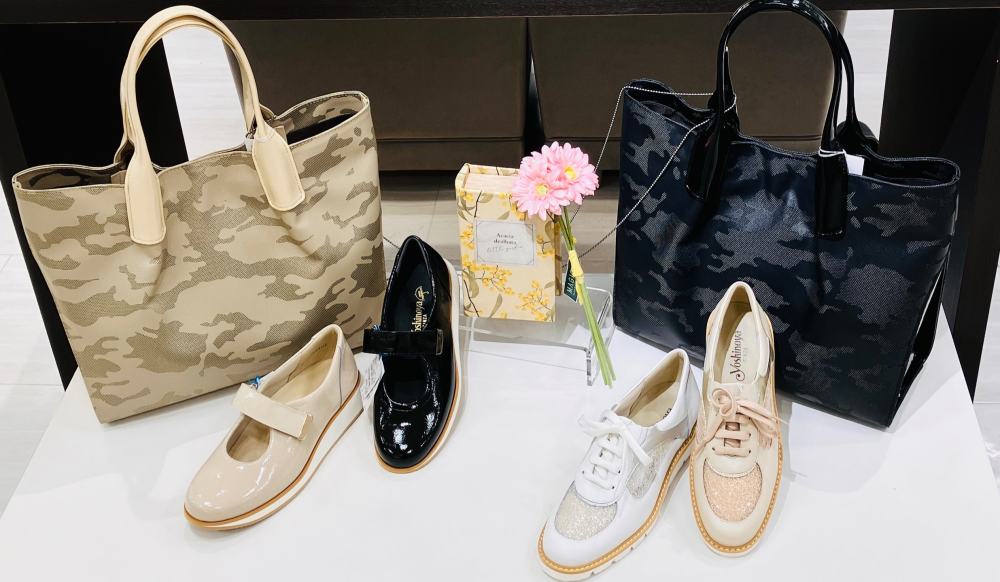 ＜銀座ヨシノヤ＞　着脱楽々！晴雨兼用タウンシューズ ✨