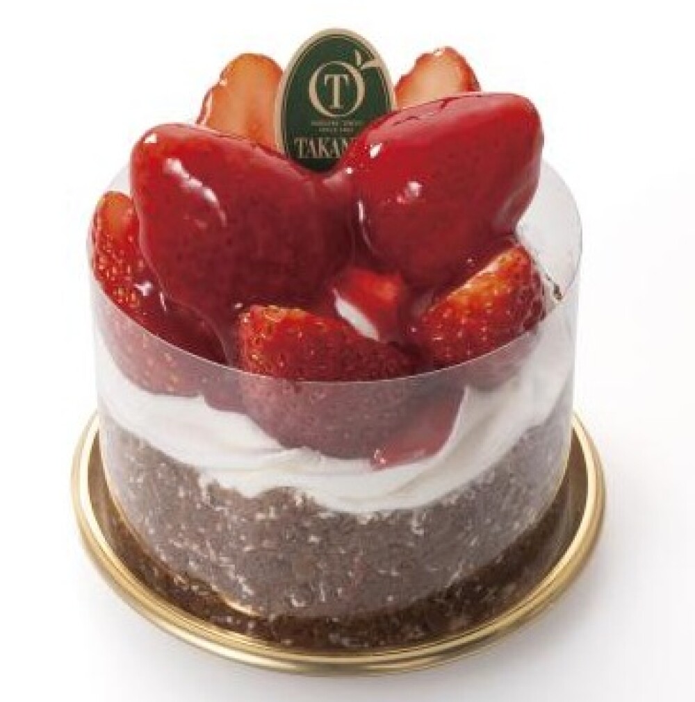 〈新宿高野〉　１月１５日は「いちごの日」🍓✨