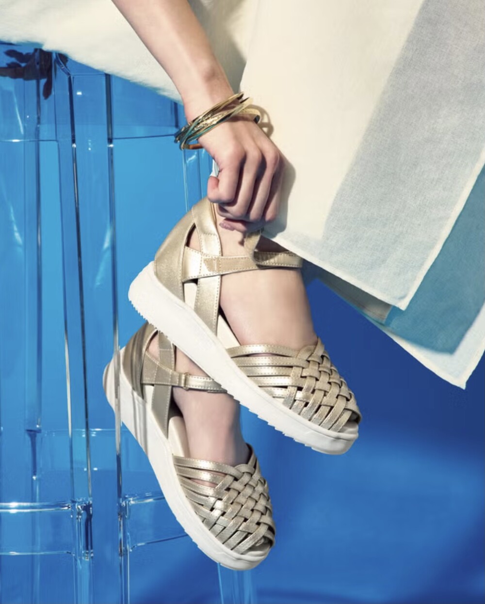   🍀〈 フィットフィット 〉 🌷🌱お出かけ日和〜その8《  ヒールカバーメッシュLITEサンダル 》