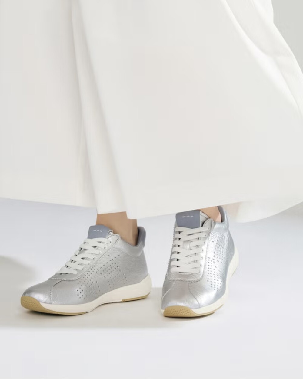  🍀〈 フィットフィット 〉 🌷🌱お出かけ日和〜その1《 ソフトフラットスニーカー 》👟