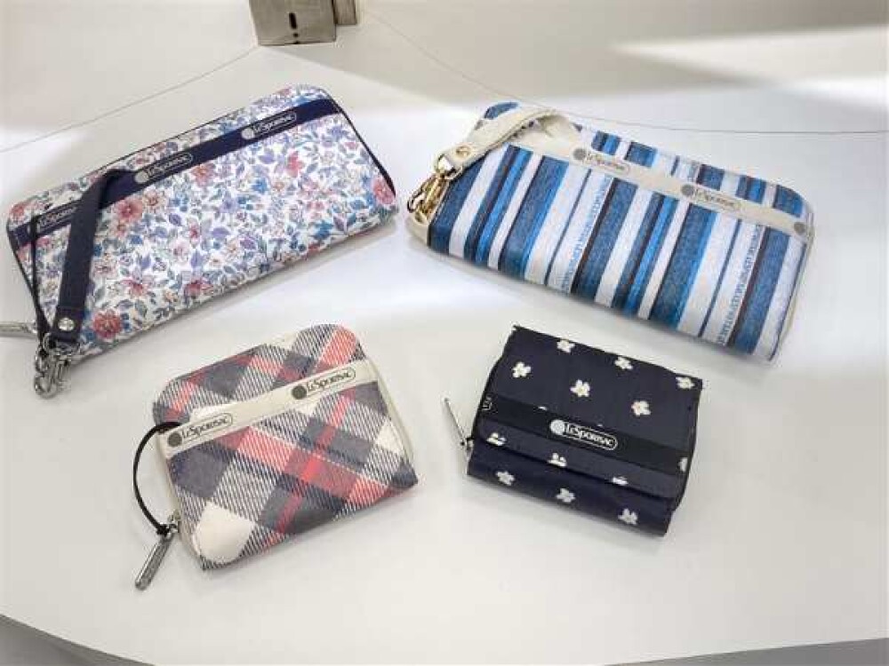 開運におすすめ！〈レスポートサック〉より財布のご紹介！