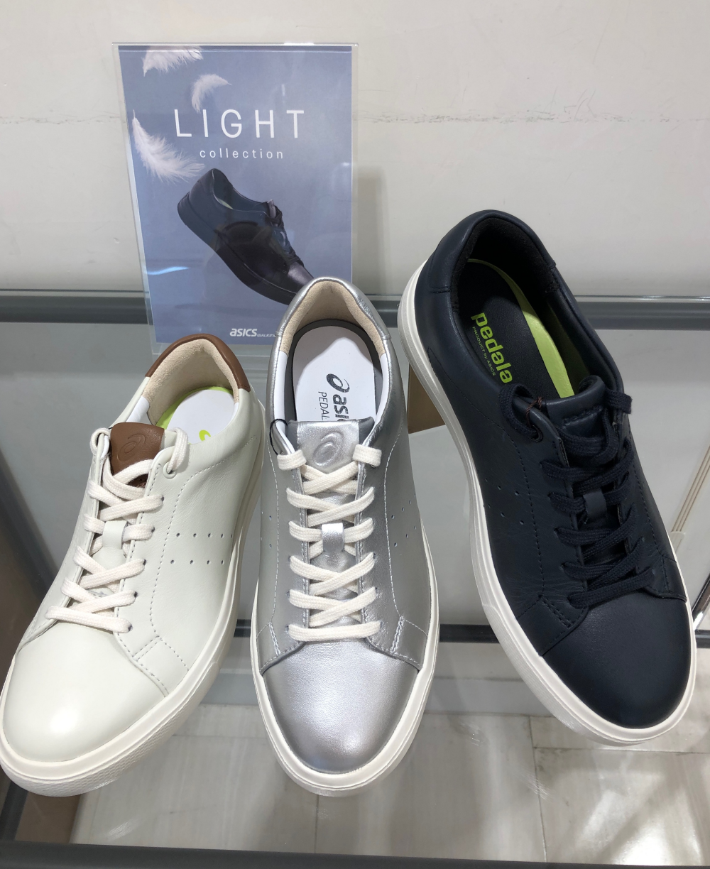 ＜アシックスウォーキング＞人気のライトシリーズ✨NEW COLER✨入荷