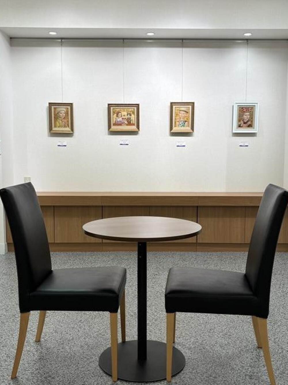 温かく、幻想的な少女たちに出会う　【武藤雅子展　－わたしたちの歌－】　フレッシャーズアイ 35