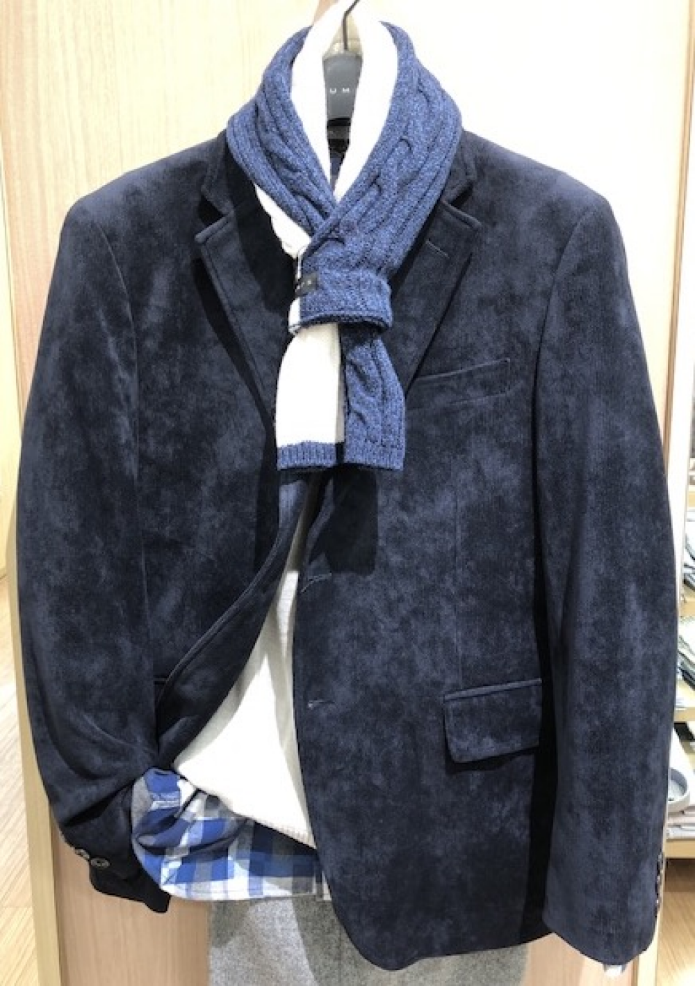 紳士服〈H.L&VUMPS〉