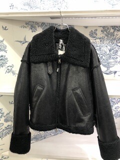 　　新作　タバサ