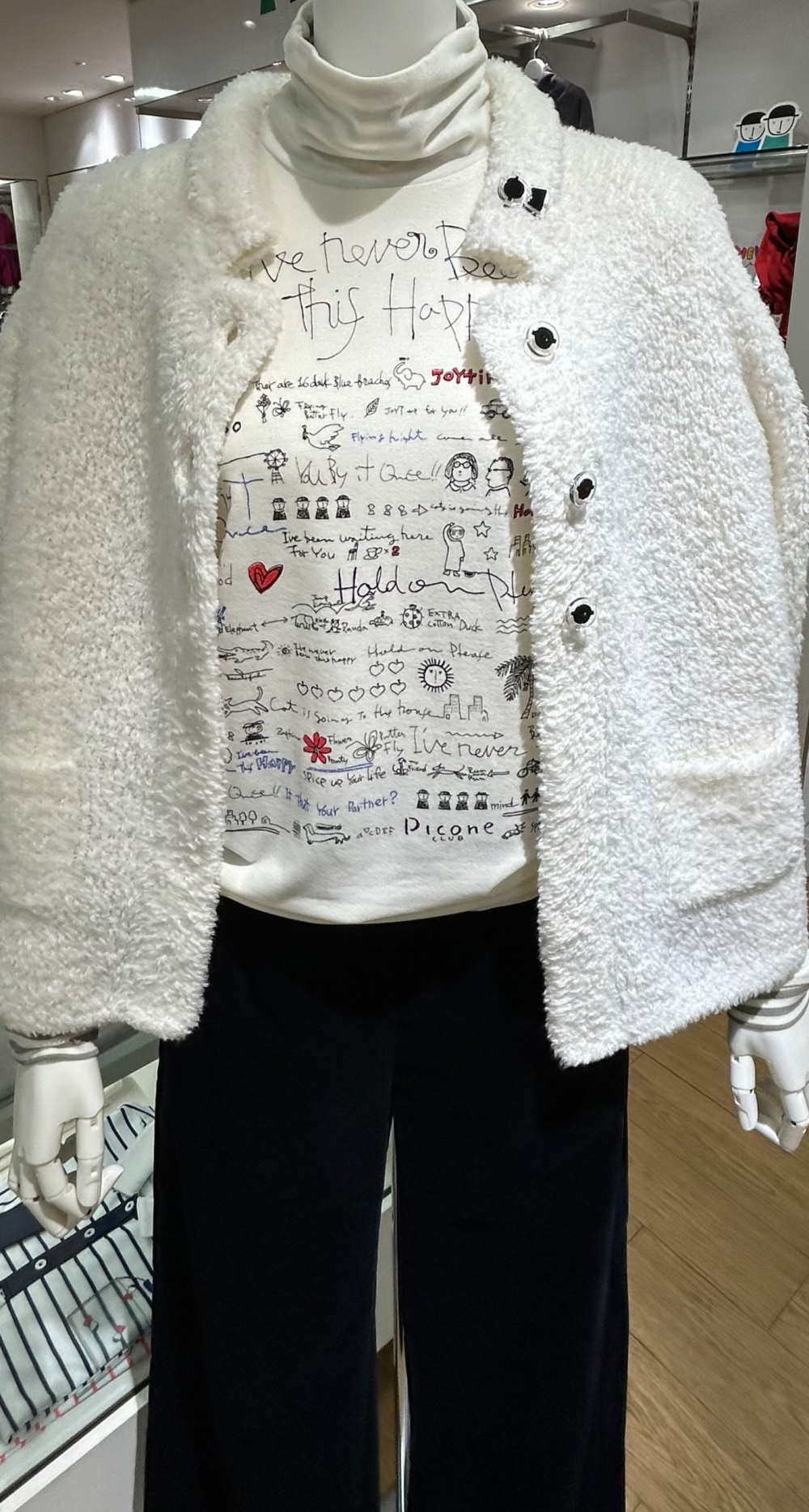 〈ピッコーネ〉ブークレ使用ニットカーディガン