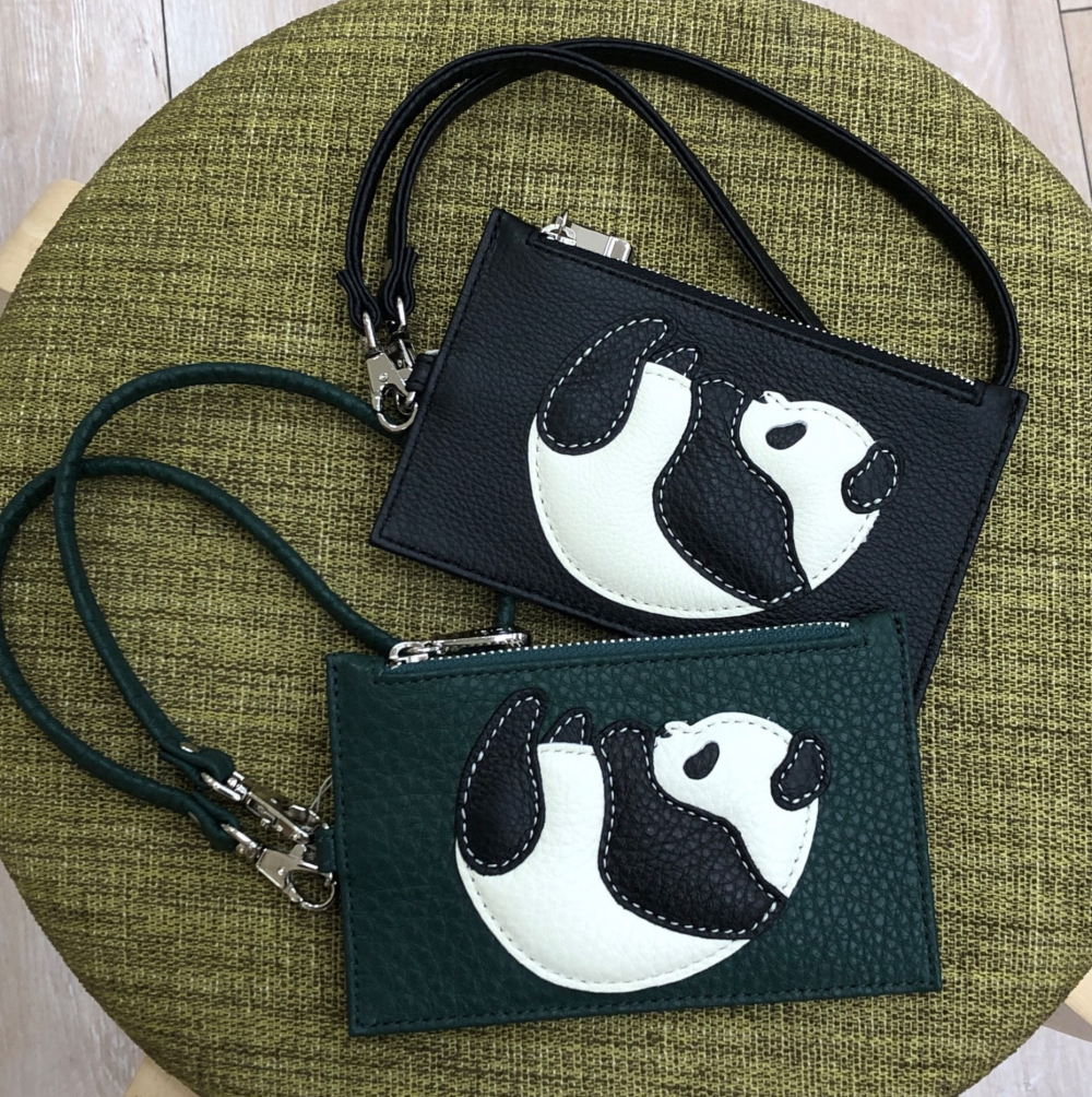 〈イビサ〉🐼松坂屋上野店限定🍃パンダマルチケース🐼