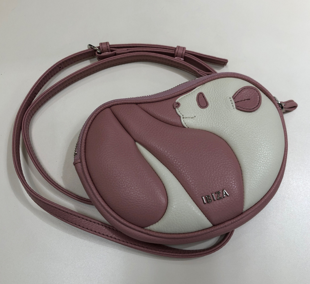 〈イビサ〉🌸パンダレザーポシェット🐼🌸