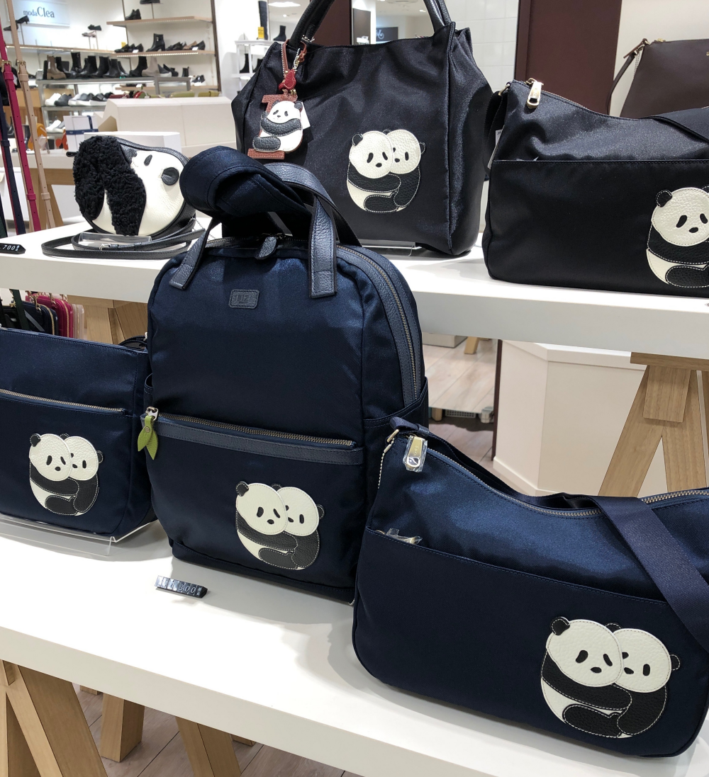 〈イビサ〉✨双子パンダナイロンリュック🐼🐼