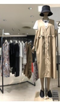 〈ヒロココシノ〉6月のトランクのご紹介です