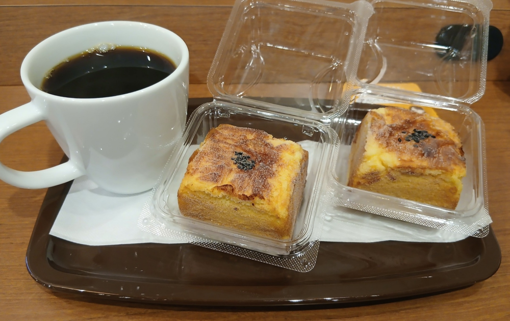 ＜題名のないパン屋＞より、新商品！！「スイートポテト」と「シュトーレン」のご紹介です🍠