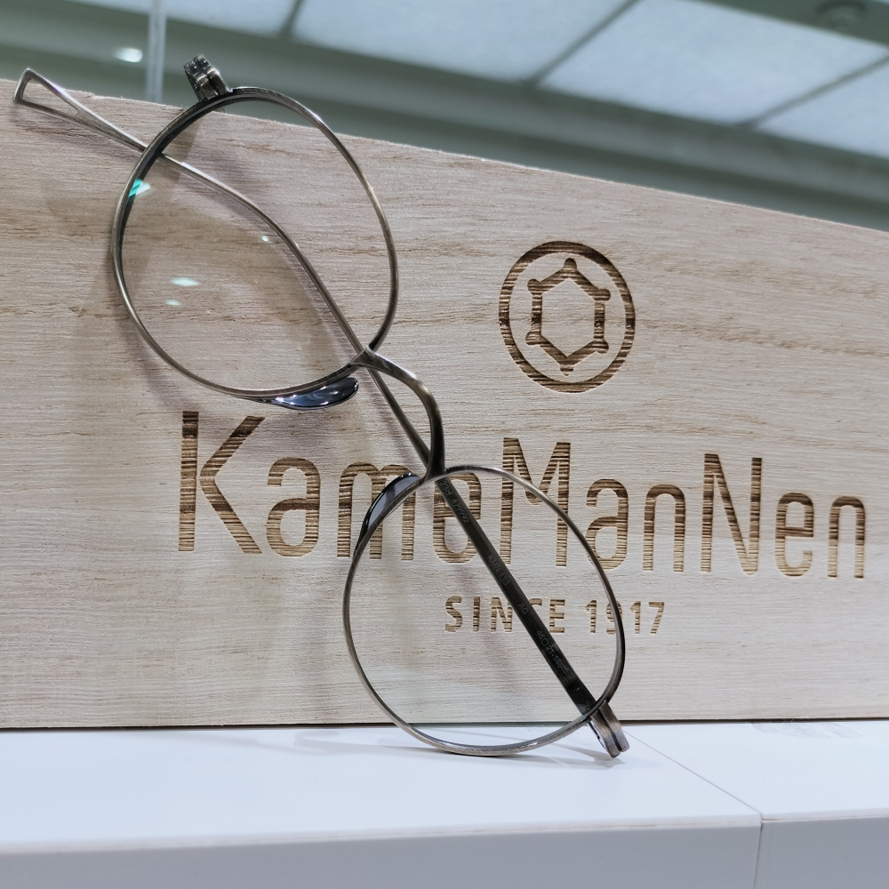 メガネ売場￤SPECS￤復活！カメマンネン KameManNen