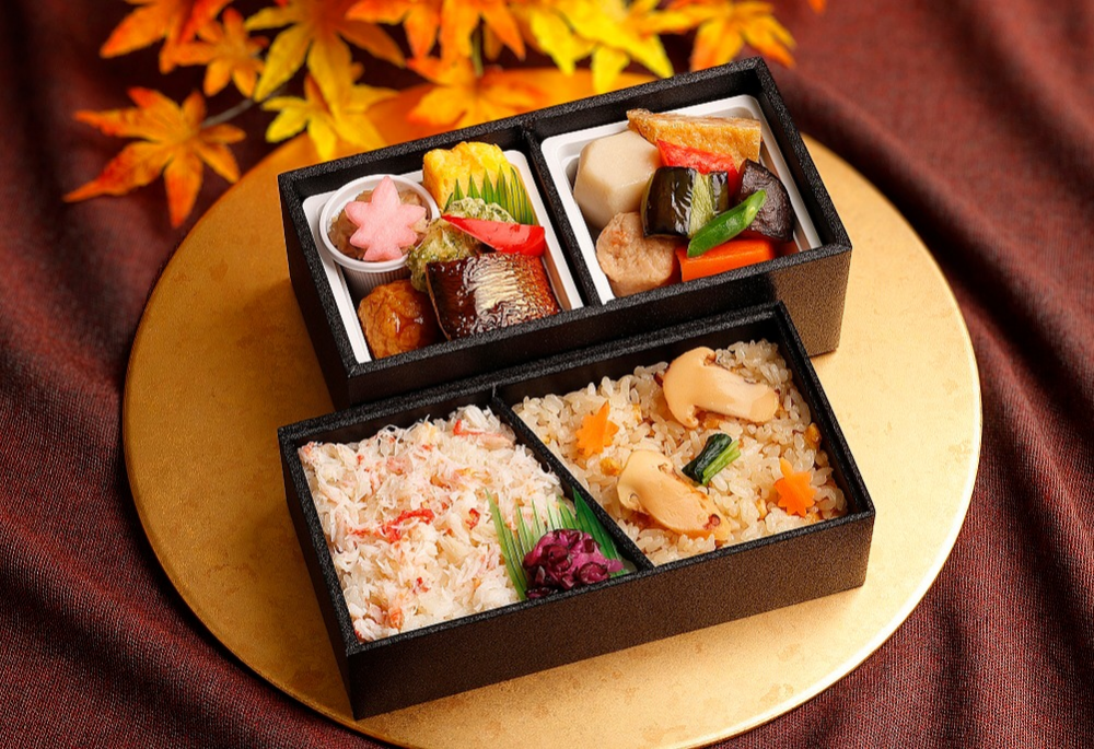 【期間限定】秋の味覚を満喫！松茸御飯と蟹御飯の二段重