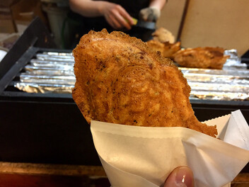 上品な甘さの餡子とパリッとした薄皮の香ばしいたいやき
