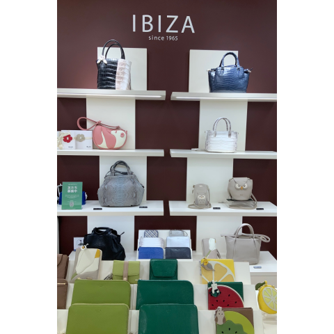 イビサ〉🐼限定パンダショルダー🐼 | イビサ | 松坂屋上野店公式 SHOP BLOG