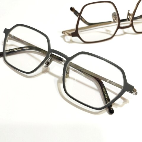 眼鏡 レンズ 大量 まとめ売り ジャンク品 デッドストック 閉店メガネ屋回収品 眼鏡 レンズ 大量 まとめ売り ジャンク品 デッドストック 閉店