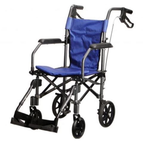 アマゾンで購入機内持ち込み可能折り畳み介助用車椅子　［家の前少しだけ使用］ アマゾンで購入機内持ち込み可能折り畳み介助用車椅子 ［家の前