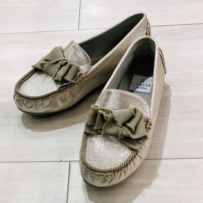 ＜モーダクレア＞✨NEW LANVIN en Bleu（ランバン オン ブルー）  リボンモチーフソフトモカシン ✨