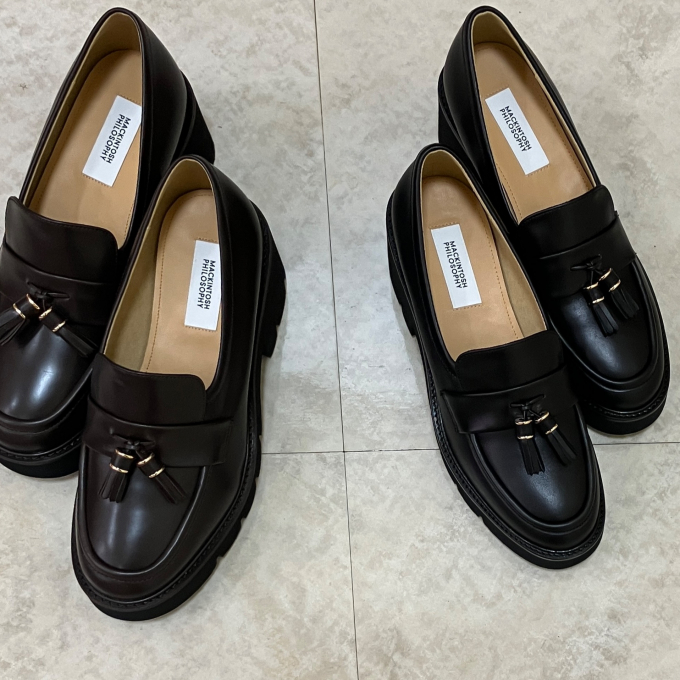 ＜モーダクレア＞✨ MACKINTOSH LONDON（マッキントッシュ ロンドン）柔らかく履き心地のよい厚底タッセルローファー👟