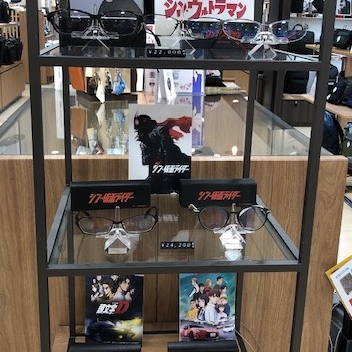  キャラクターコラボメガネ👓入荷しました。