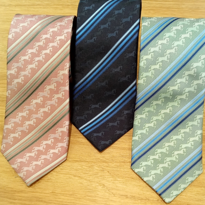 来年の干支🐎柄ネクタイ👔