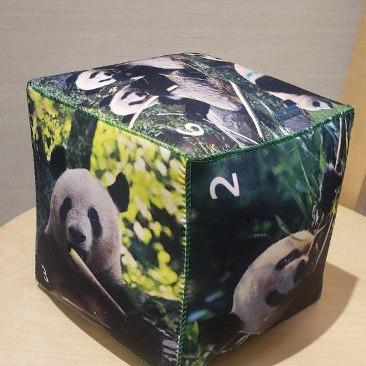 〈ヘリテイジ〉【速報】Cubeクッション（緑）5個限定で緊急入荷‼️