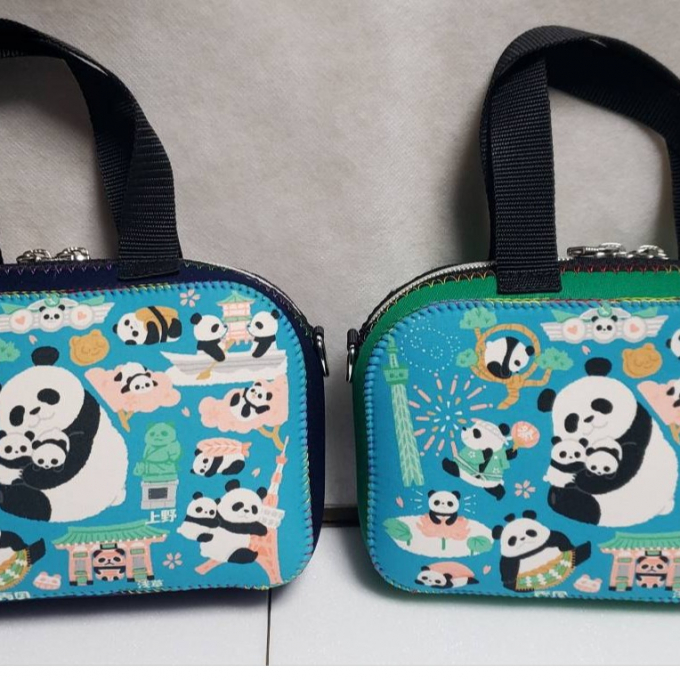 〈ヘリテイジ〉新色上野パンダイラストちょこっとポーチ