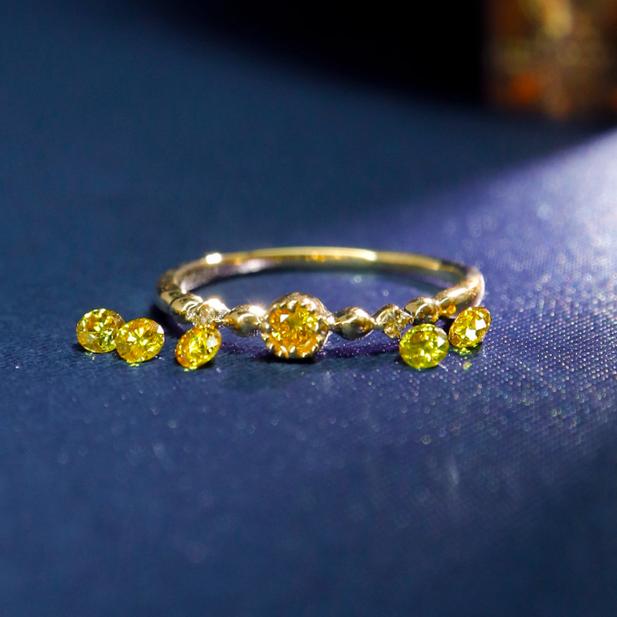 ★イエローダイア商品入荷のお知らせ★