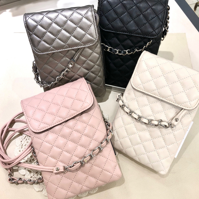 〈クリスタルティアラ〉定番人気商品✨