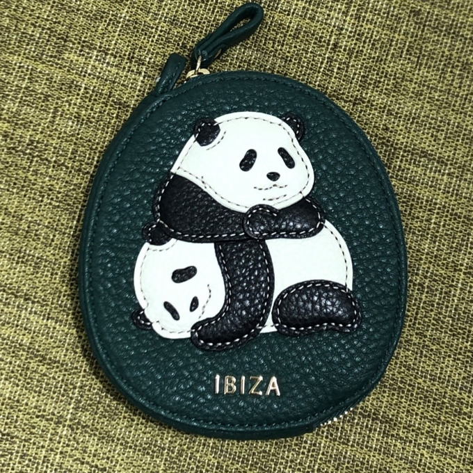 〈イビサ〉✨新色✨双子パンダマルチケース🐼🐼❤️