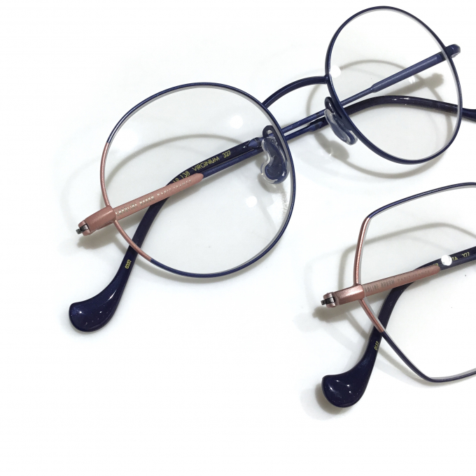 メガネサロンの新作｜CAROLINE ABRAM ステンレススチールのフレーム