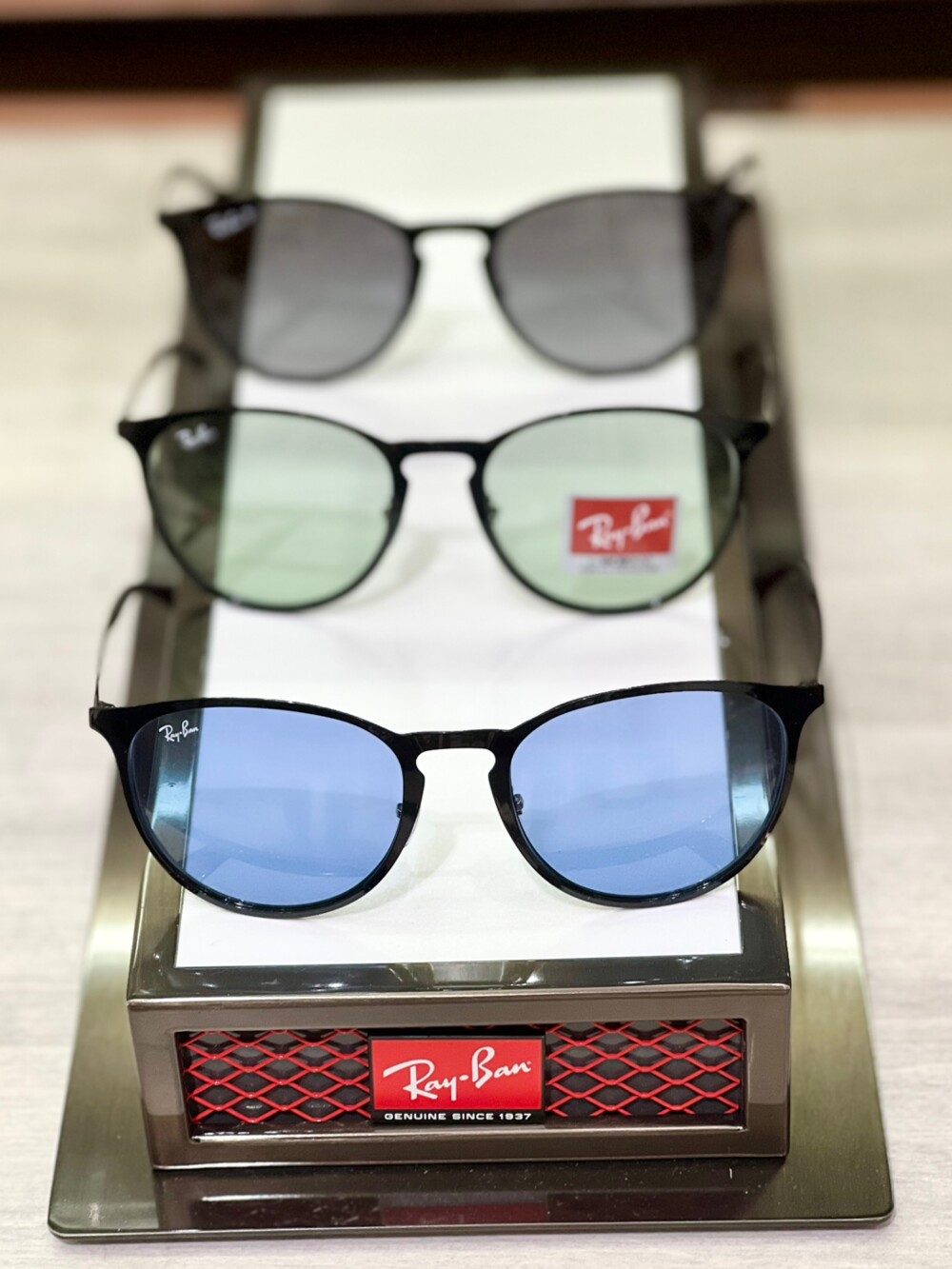 🕶️ Ray-Ban 🕶️