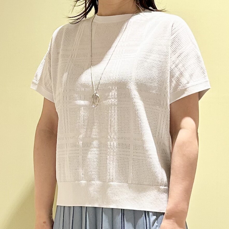 【6F J.PRESS LADIES】涼しげなパターンメッシュニット