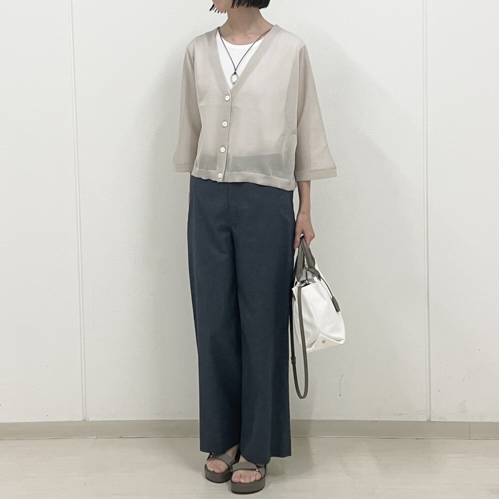 【6階Ｊ.PRESS LADIES】爽やかなVネックカーディガン