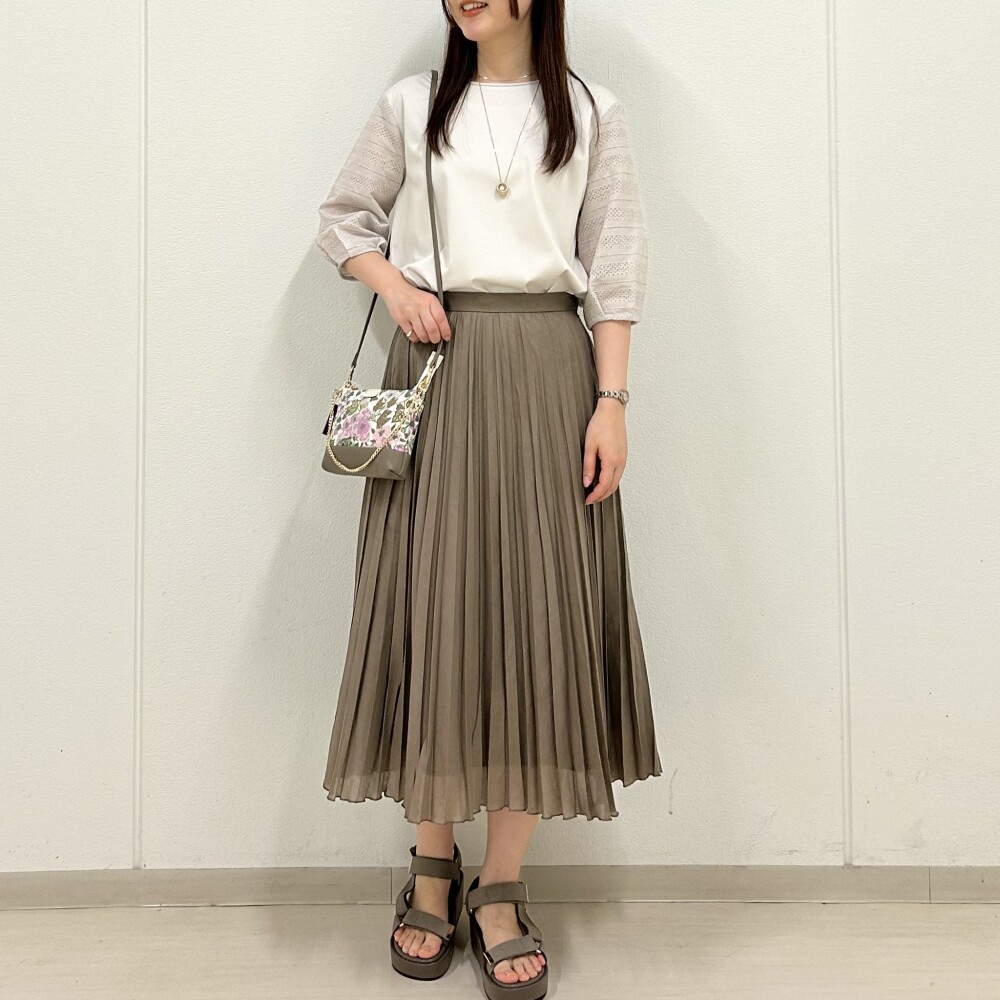【6F J.PRESS LADIES】大人可愛いレースカットソー
