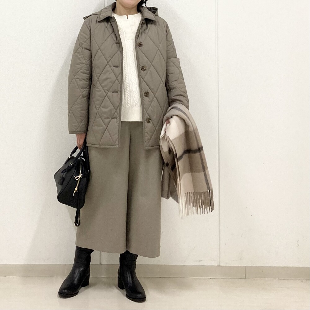 【6F J.PRESS LADIES】淡い色合いで着る定番キルトコート