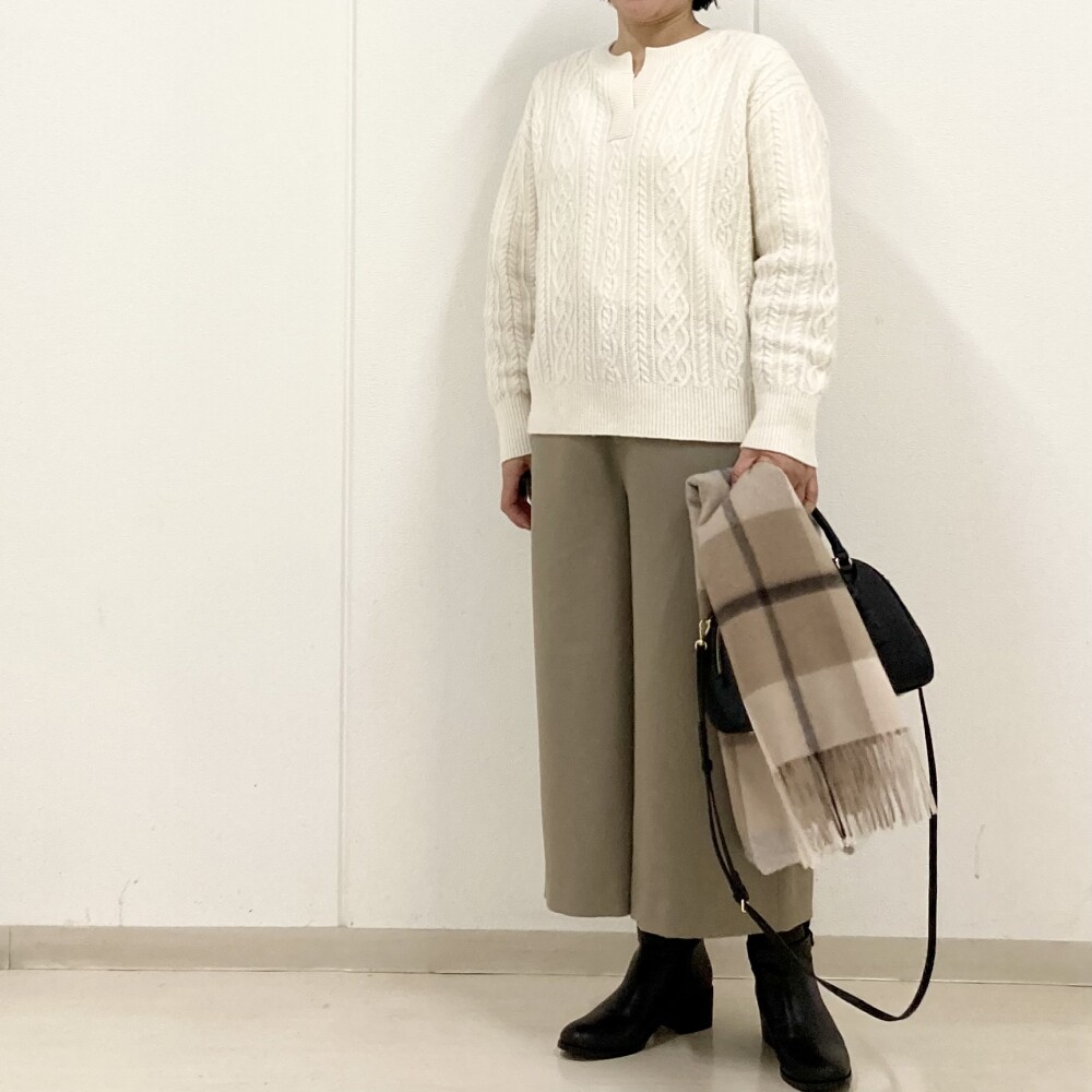 【6F J.PRESS LADIES】優しい印象のあったかケーブルニット