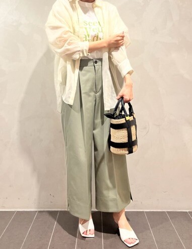 カリテ☆大人カジュアルなロゴTシャツ