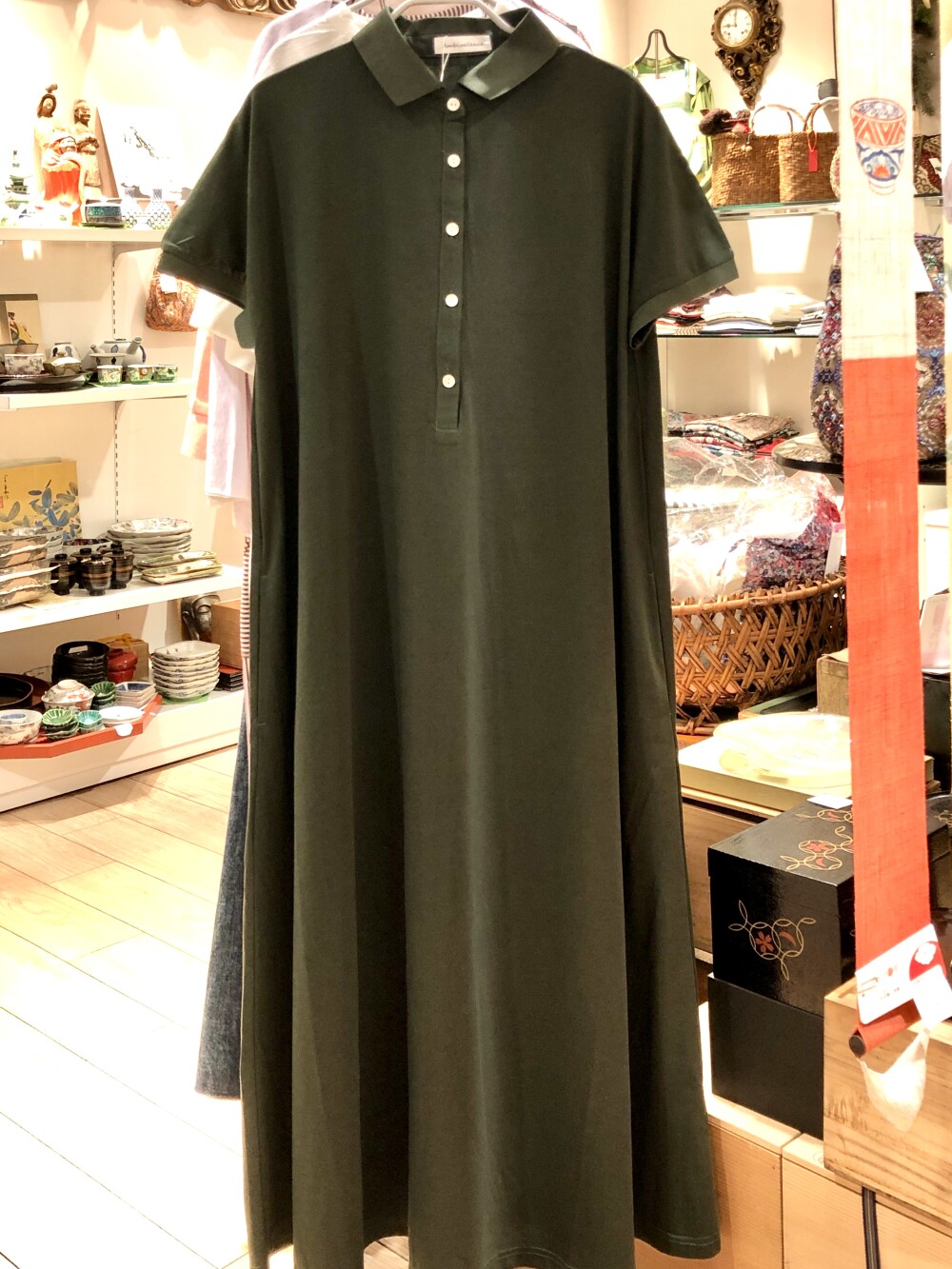 涼しくて細見えするワンピースをご紹介させていただきます
