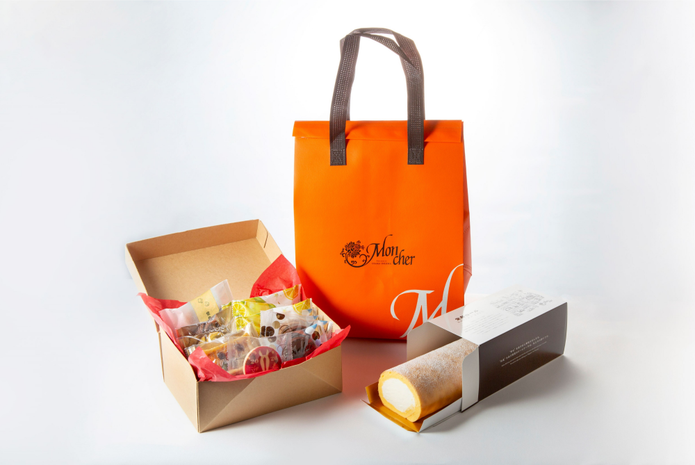 早い者勝ち❣　年末年始限定「堂島ロール」が入った福袋🎍