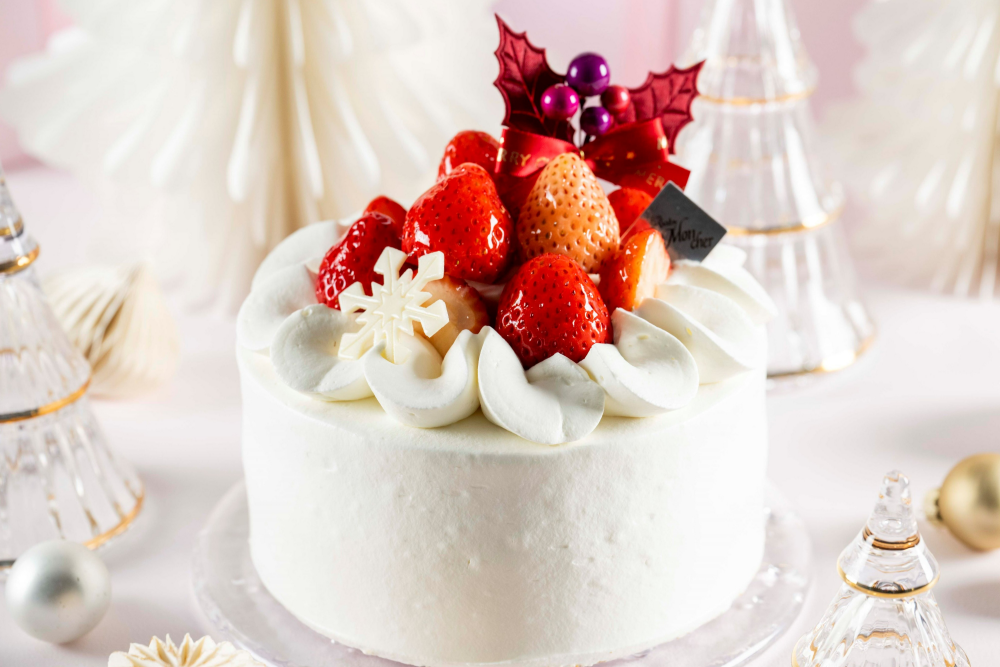 2色のいちごが映える🍓　ザ・クリスマスケーキ🍰