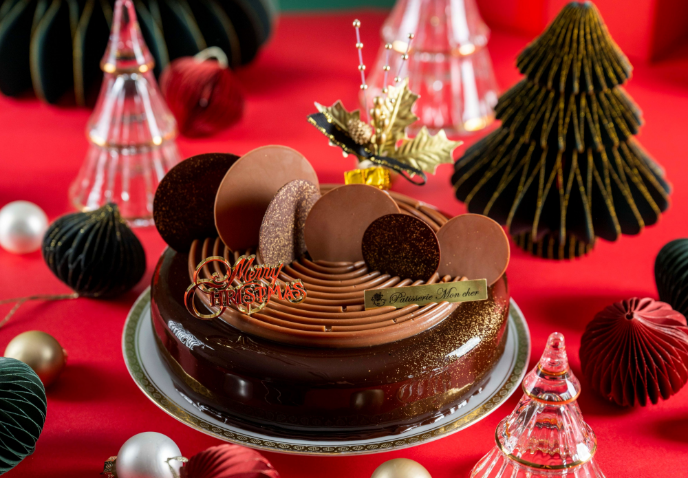 ショコラと果実のマリアージュを楽しむクリスマスケーキ💓