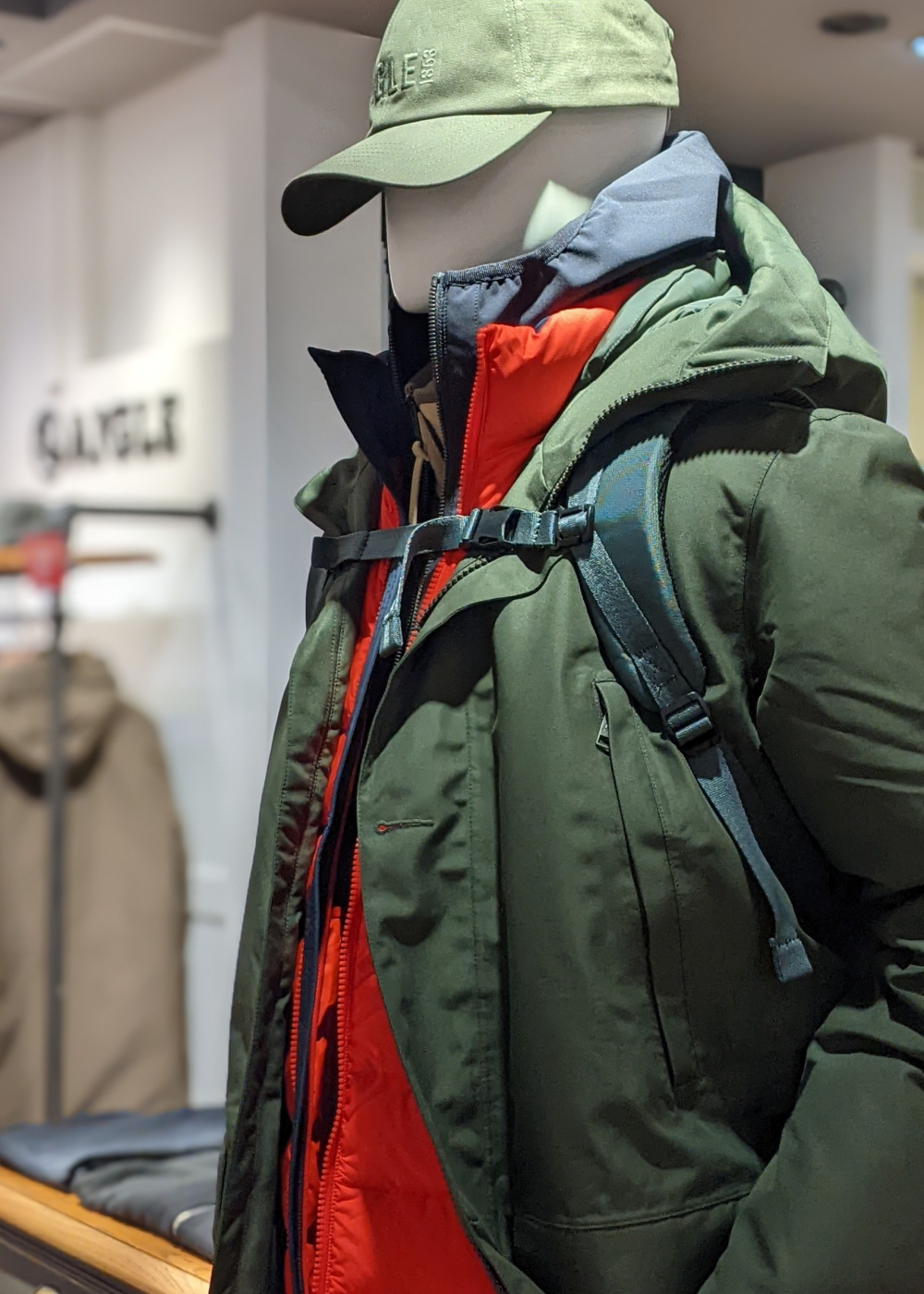 GORE-TEX　ダウンコート