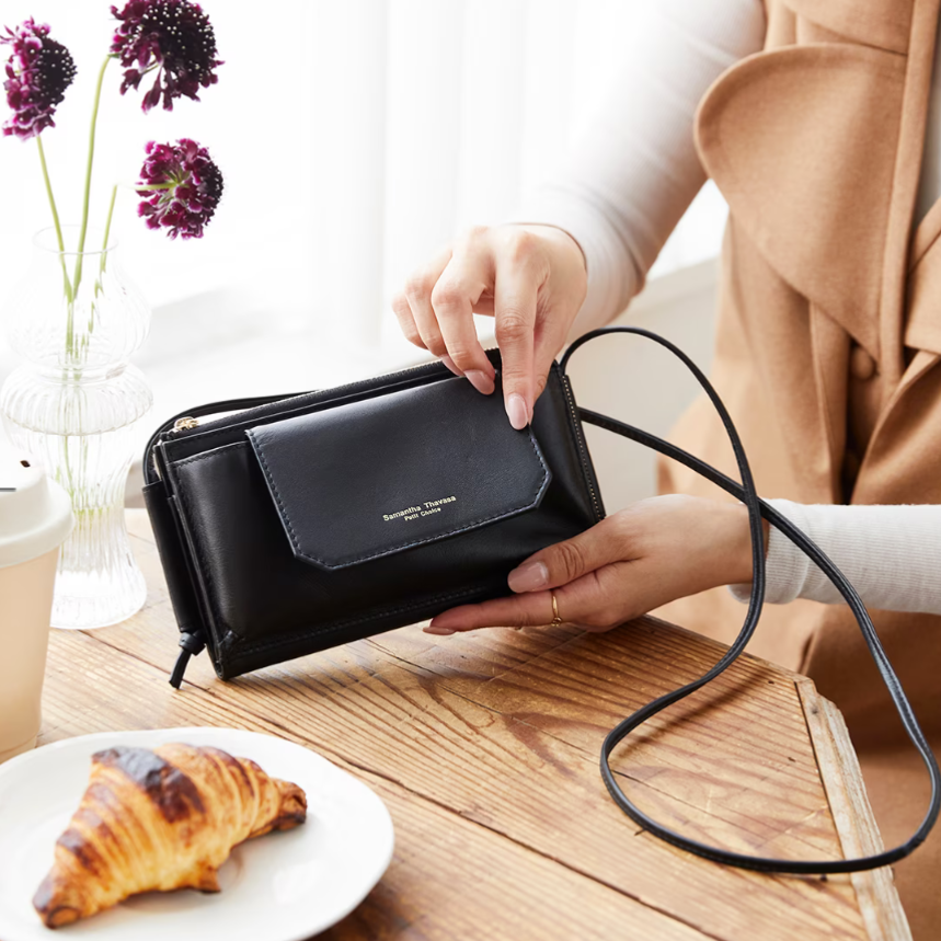 バッグ【フラップレザースマホショルダー】