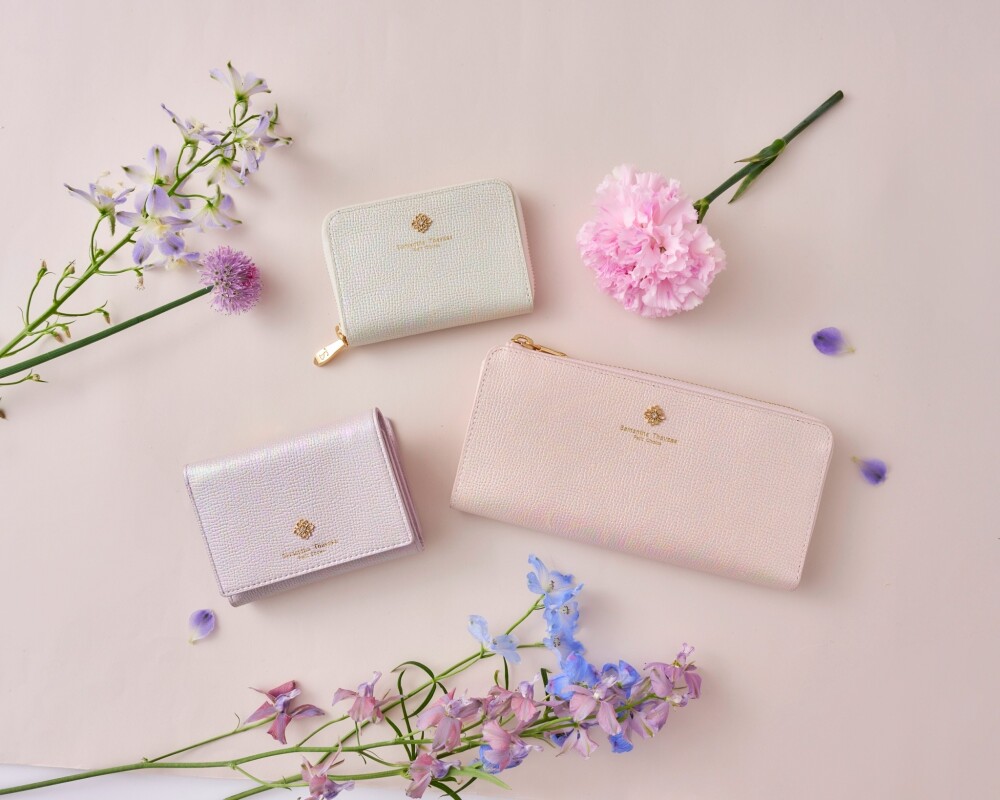 ✨新作折財布✨【オーロラカラー 折財布】