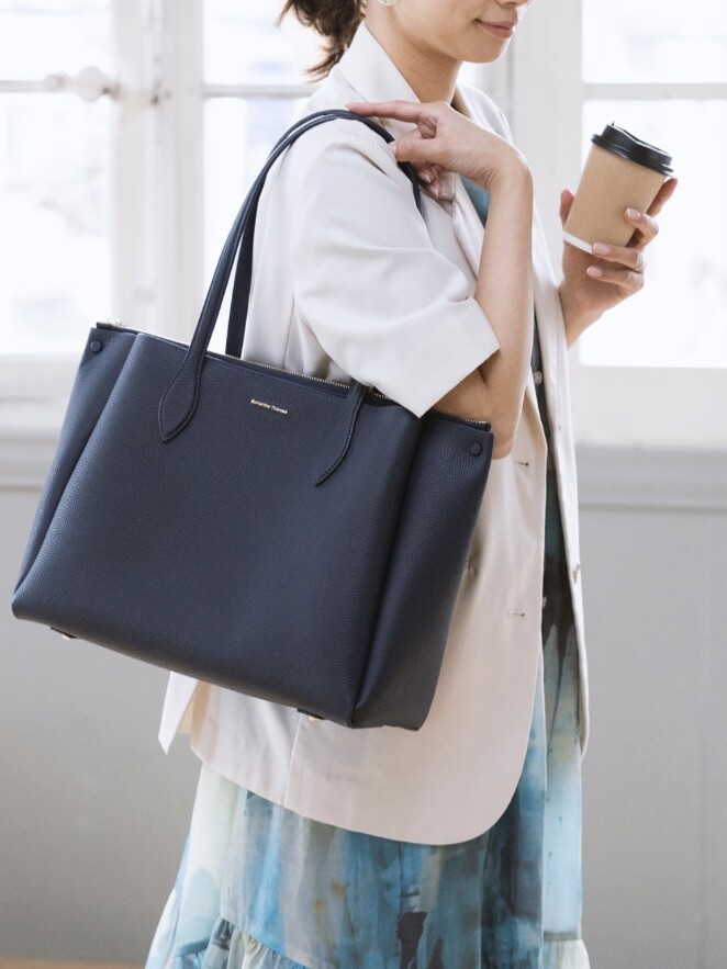 大人気A4バック🧳スタッフおすすめカラー✨