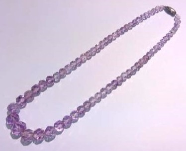 水晶ネックレスのメンテナンス