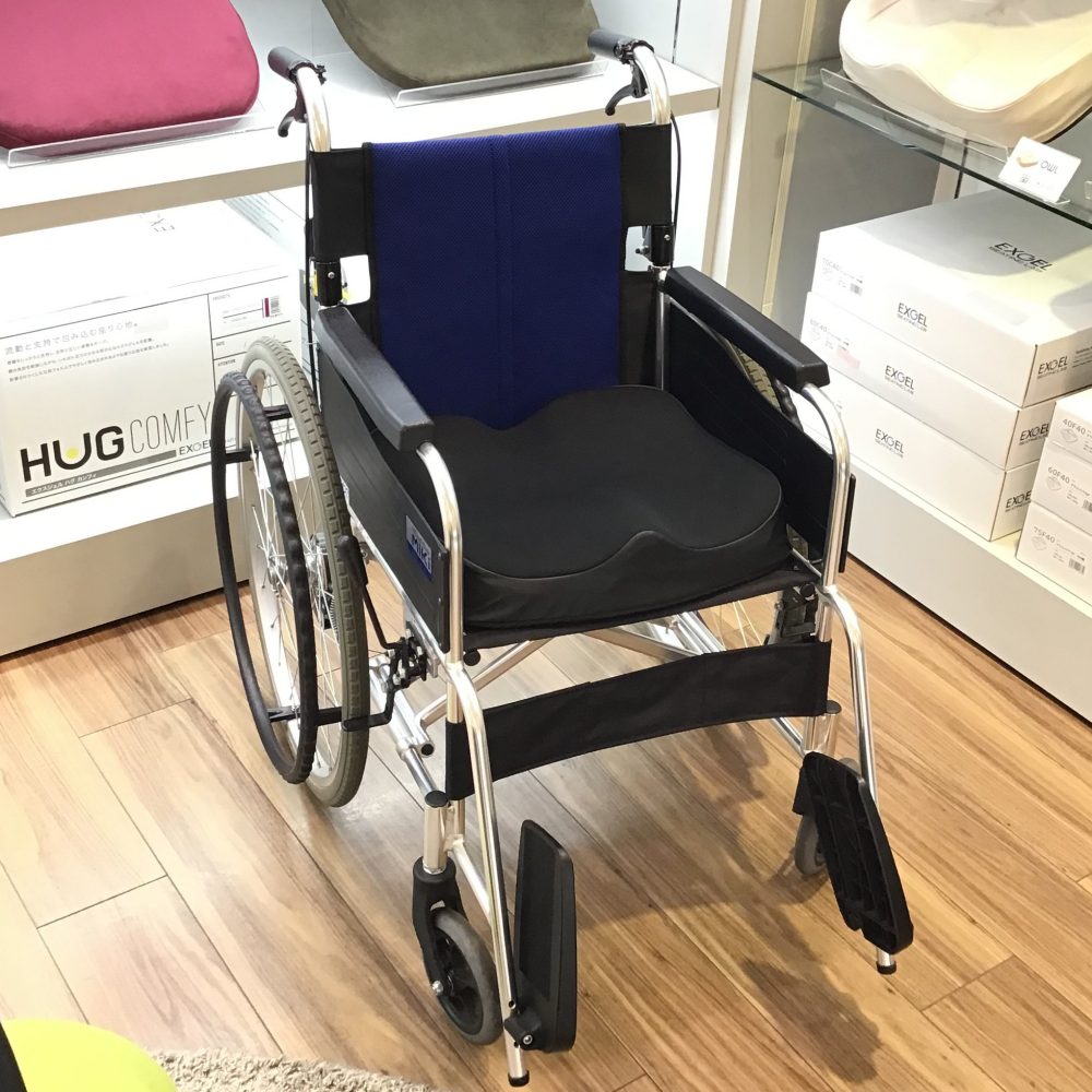 車いすでの座り心地を追求してできたふくろうデザイン！